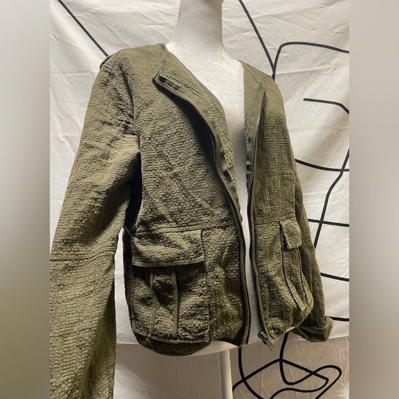 SANCTUARY Basic Long-Sleeved Olive Green Cardigan - Picture 4 of 5